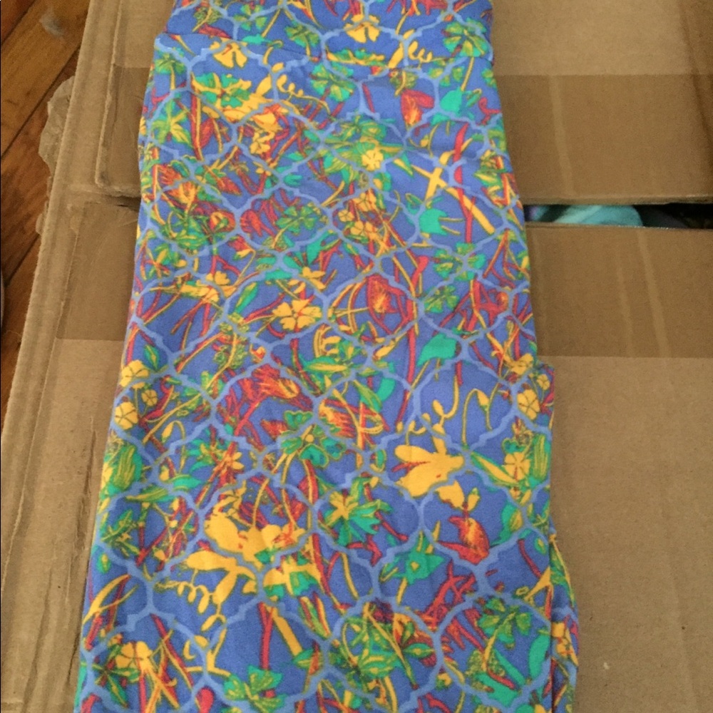 OS brand new leggings